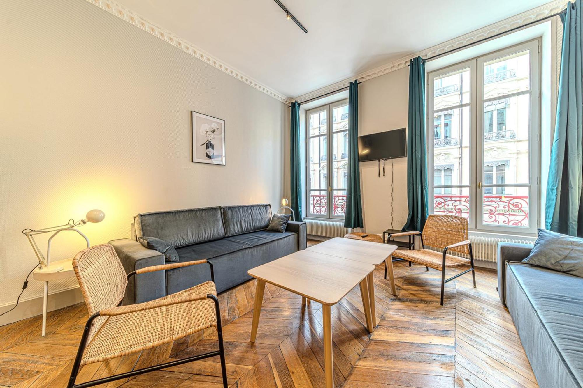 The Grenette Spacious Renovated Apartment 8 People Cordeliers ลียง ภายนอก รูปภาพ
