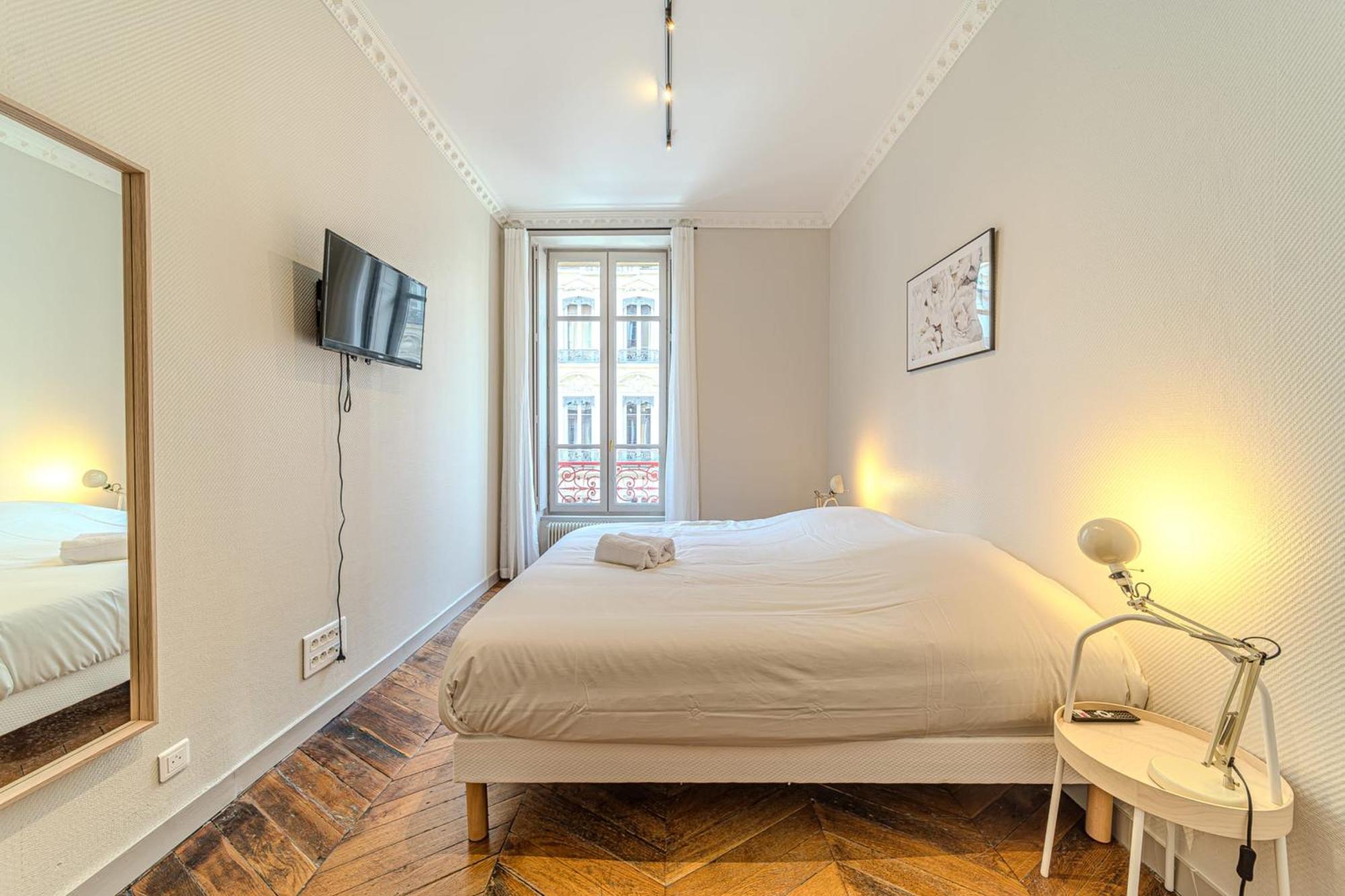 The Grenette Spacious Renovated Apartment 8 People Cordeliers ลียง ภายนอก รูปภาพ